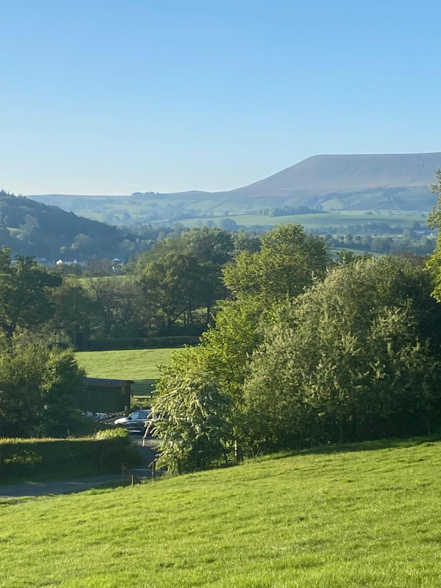 Hotel Woody'S Retreat à Bolton by Bowland Extérieur photo